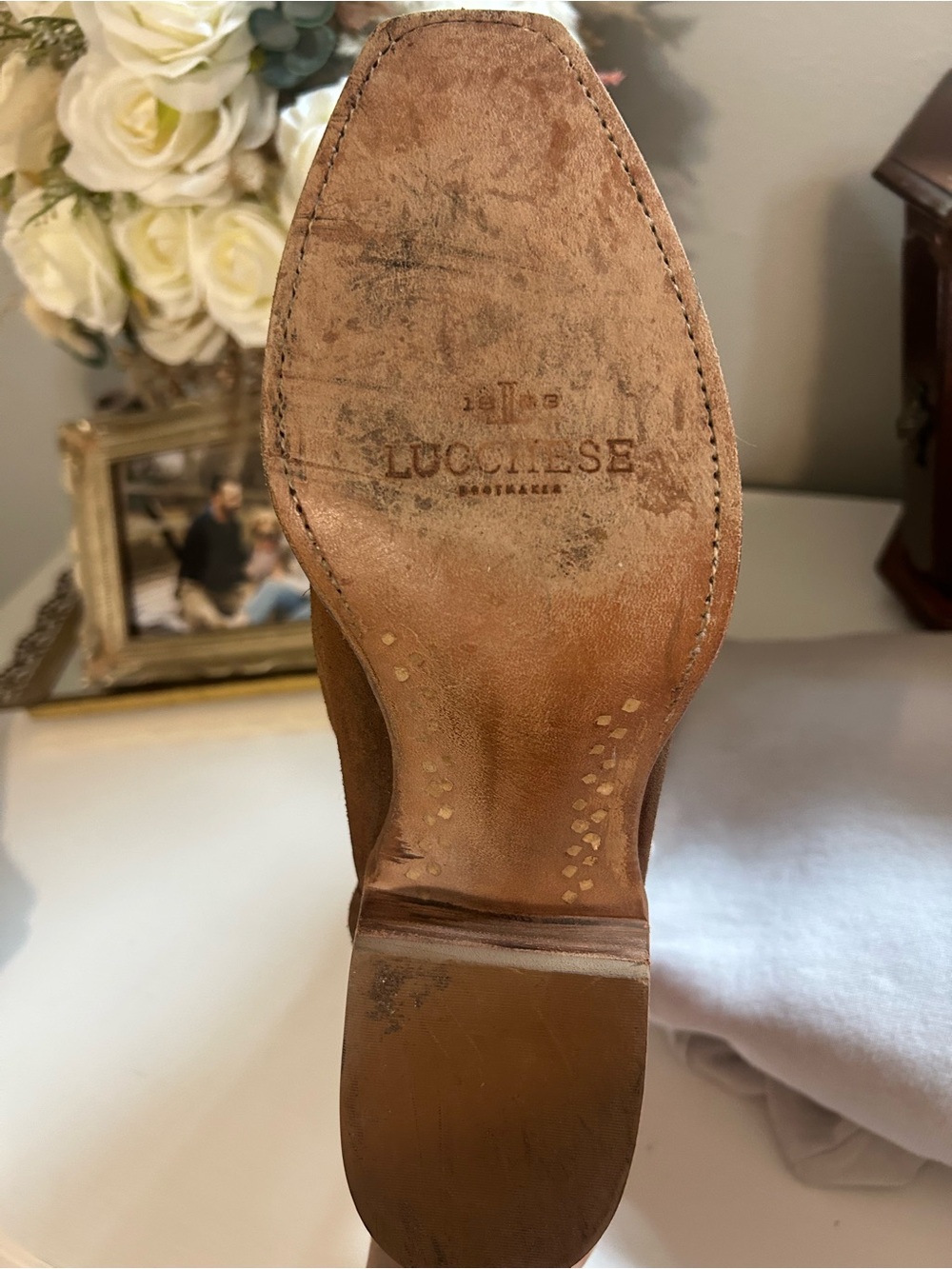 Brown Suede Lucchese! So cute! Size 7 1/2 - Picture 4 of 6
